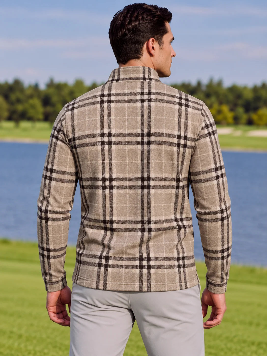 Golf-Pullover mit Viertelreißverschluss und Karomuster in Taupe