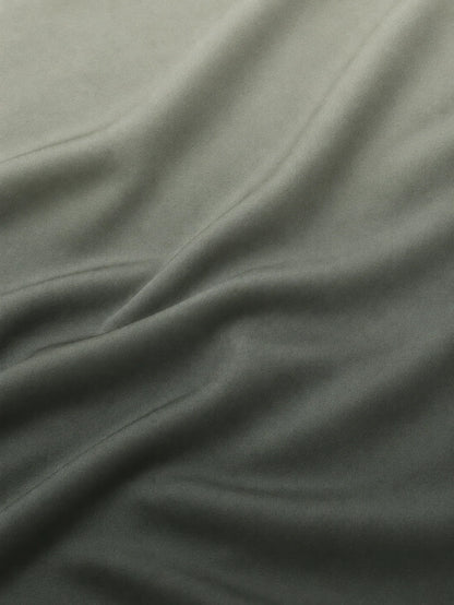 Golfpullover in Salbeigrün mit Ombre-Farbverlauf und Viertelreißverschluss