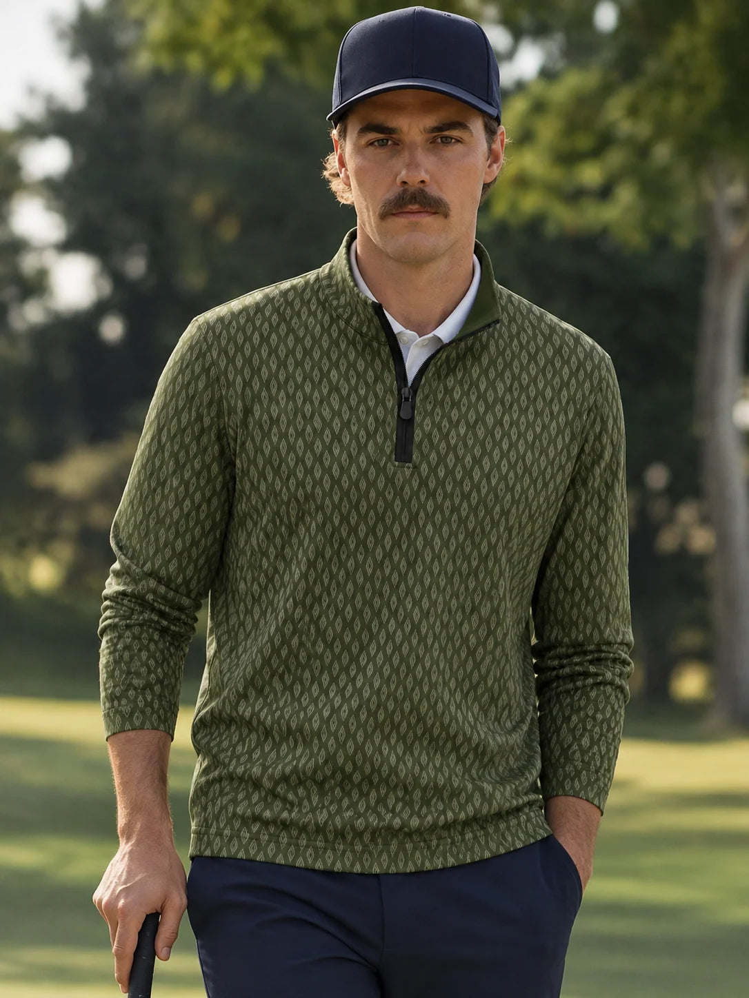 Performance-Pullover mit Viertelreißverschluss und Rautenmuster in Olivgrün
