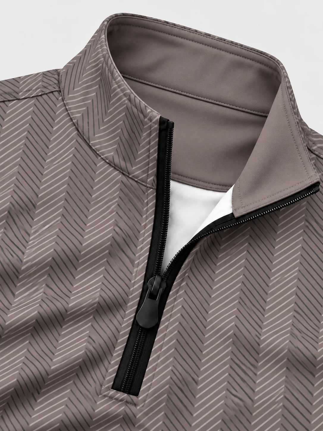 Golf-Pullover in Taupe mit Fischgrätmuster und kurzem Reißverschluss
