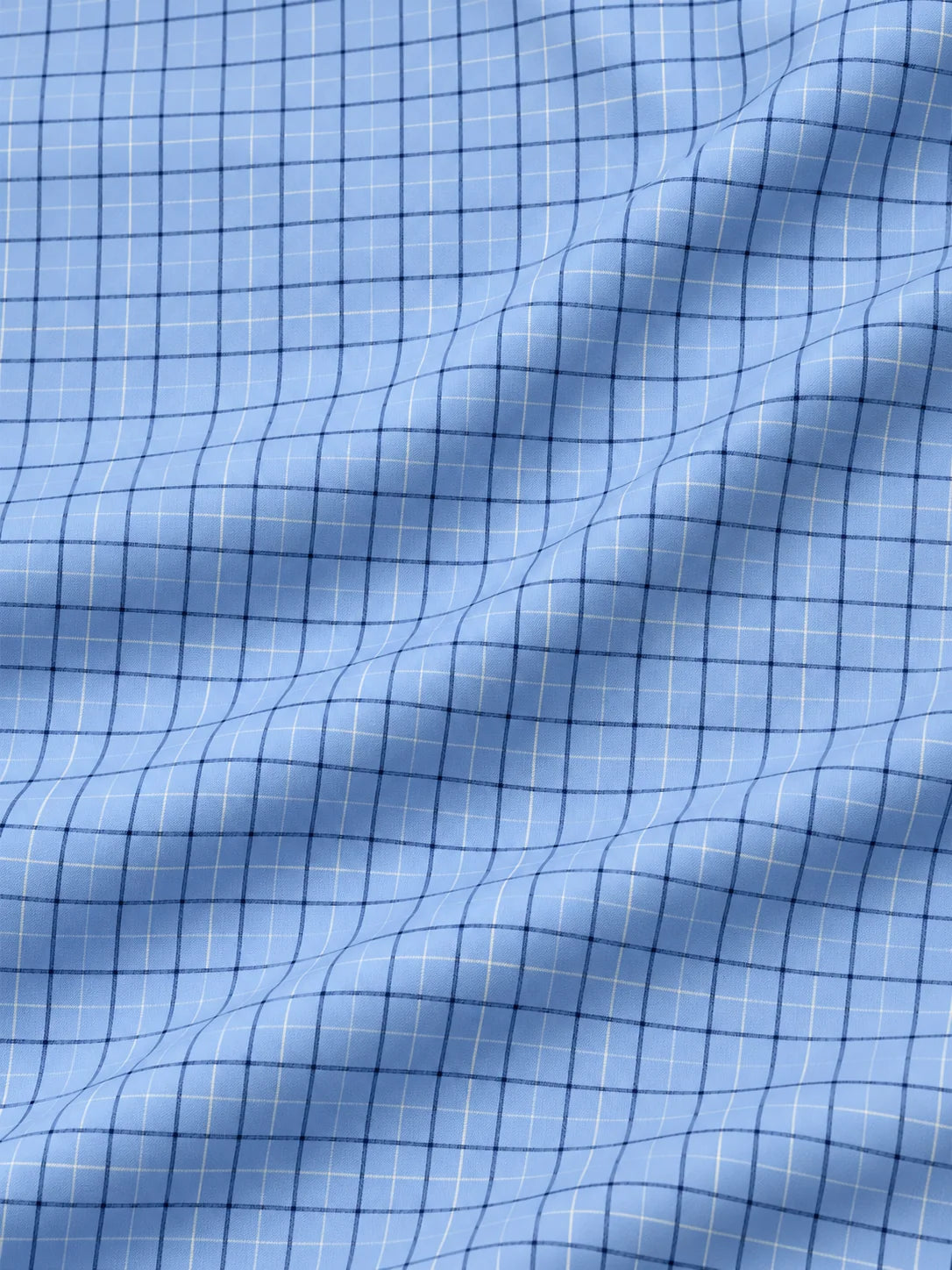 Golfpullover in Kornblumenblau mit Tattersall-Karomuster und Viertelreißverschluss