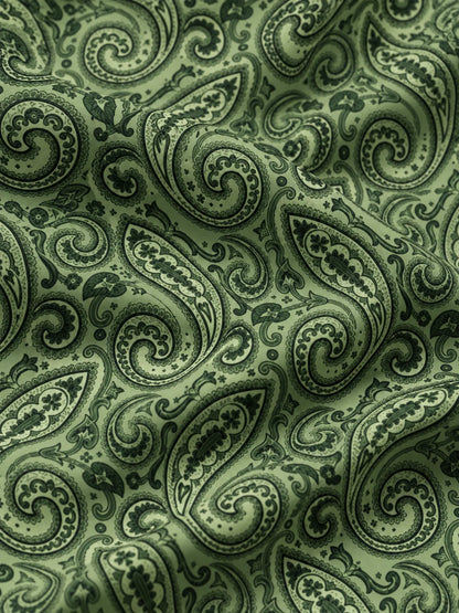Salbeigrüner Performance-Pullover mit Viertelreißverschluss und Paisley-Muster