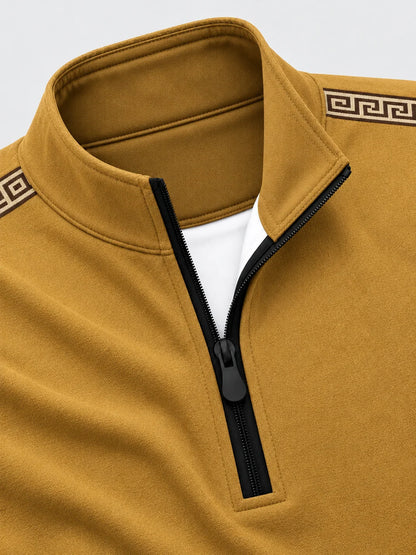 Senfgelber Performance-Pullover mit griechischem Mäandermuster und Viertelreißverschluss