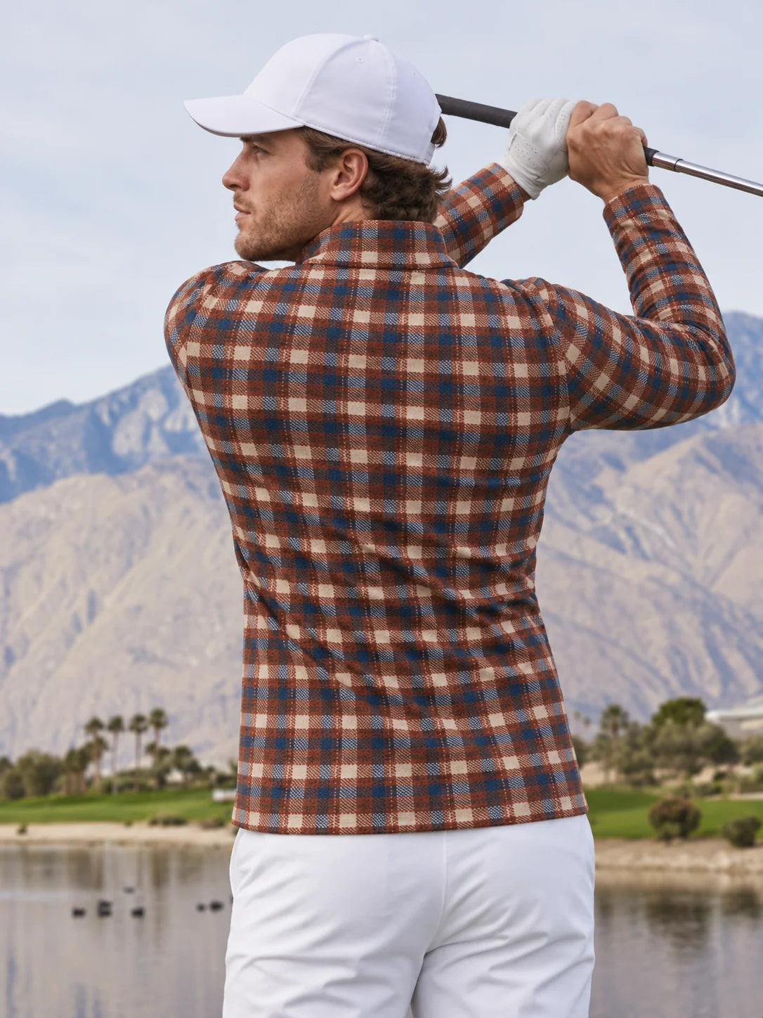 Golf-Pullover mit Viertelreißverschluss und Karomuster in Rostrot